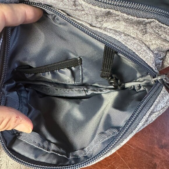 ADIDAS Grey Charcoal Space Dye Zipper Fanny Pack Crossbody Bag - Picture 11 of 11